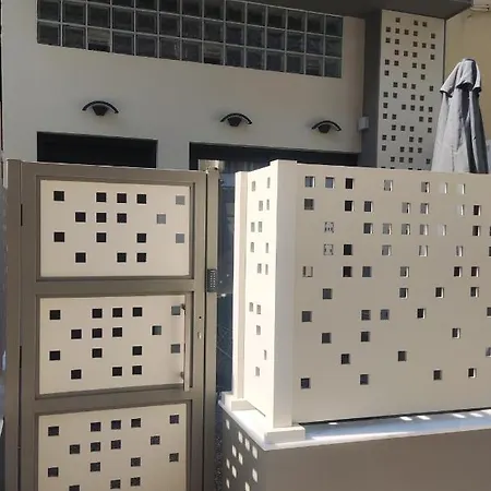 City Gem Loft Walk To Everything Appartement Rhodes City