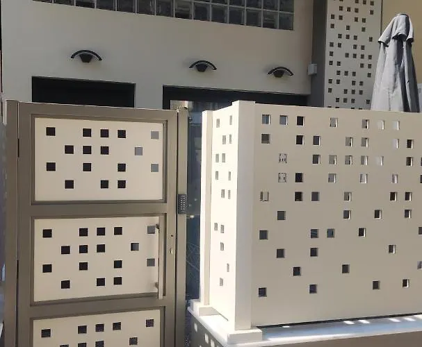 City Gem Loft Walk To Everything Appartement Rhodes City